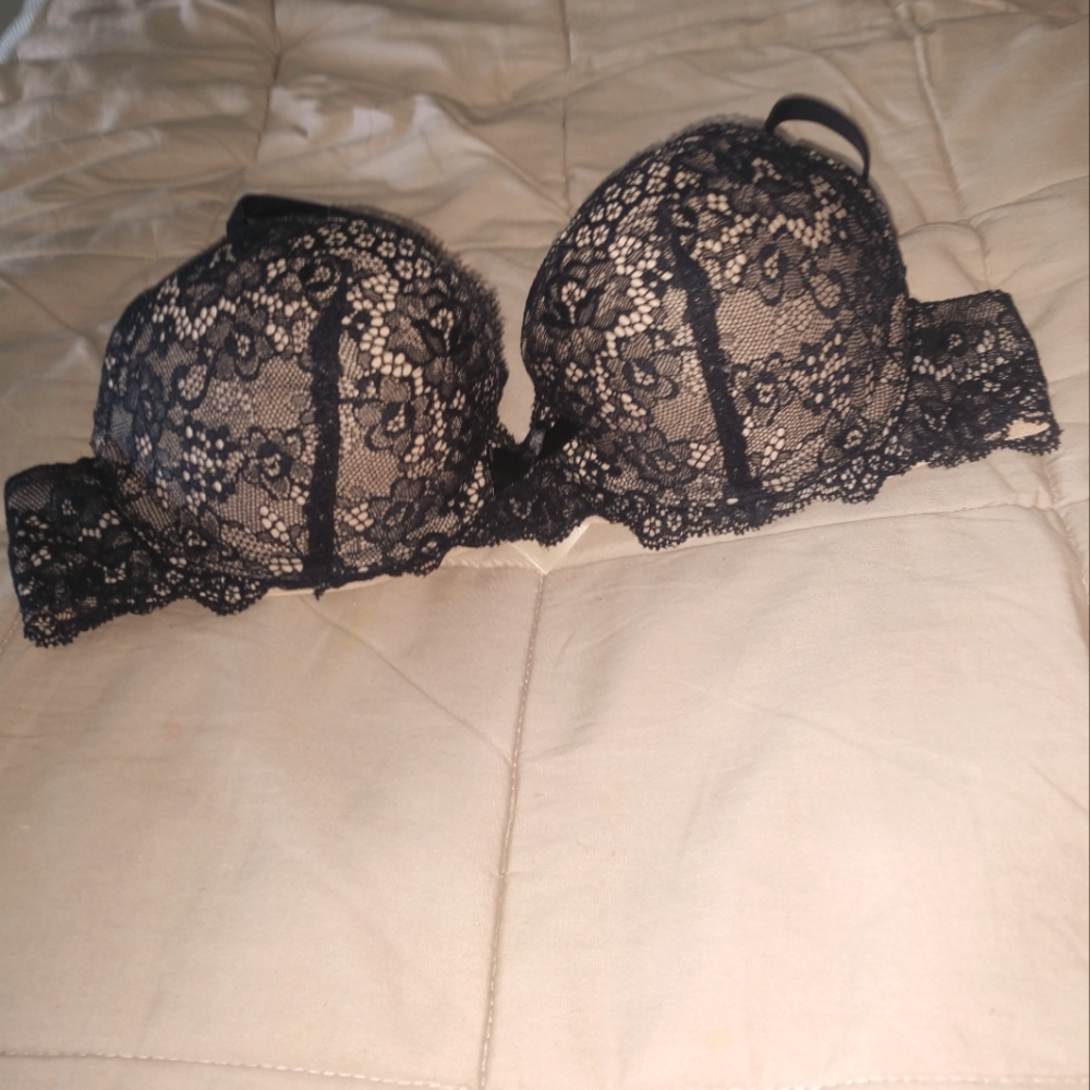 Gilligan and O'Malley push-up bra